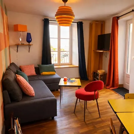 Daire Vinyle Club-retro 70's-6 Pers-terrasse-wifi-parking