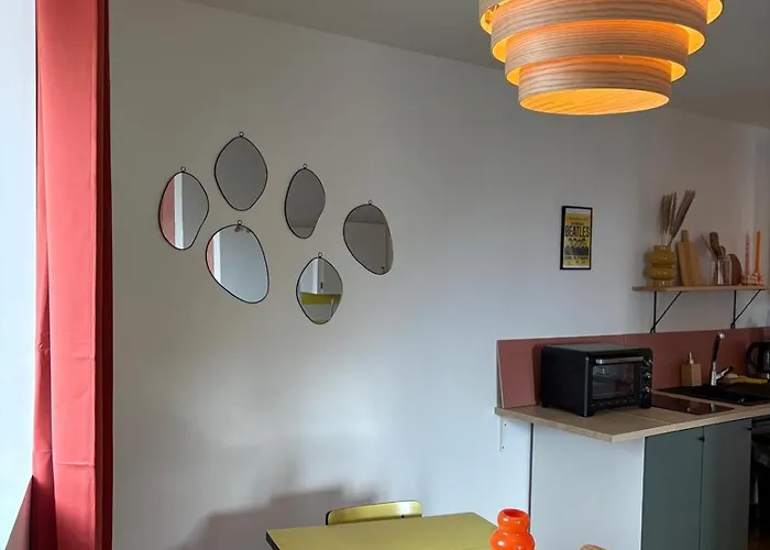 Vinyle Club-retro 70's-6 Pers-terrasse-wifi-parking * Belleme