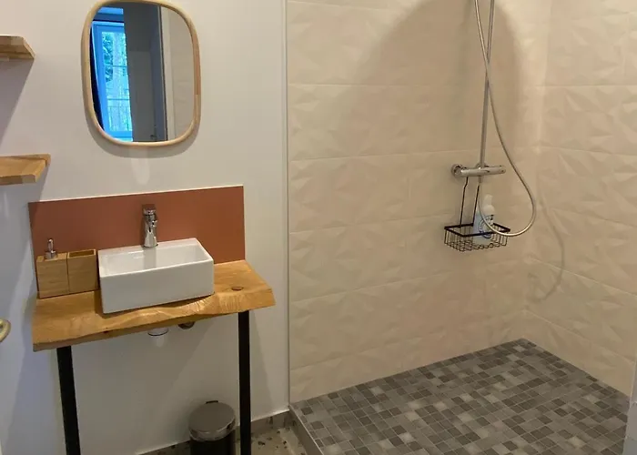 Apartamento Vinyle Club-rétro 70's-6 Pers-terrasse-wifi-parking *