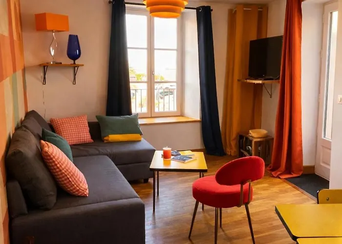 Daire Vinyle Club-retro 70's-6 Pers-terrasse-wifi-parking